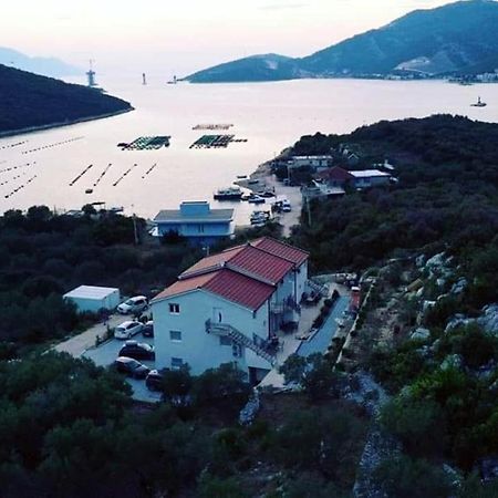 Secret Garden Appartement Neum Buitenkant foto
