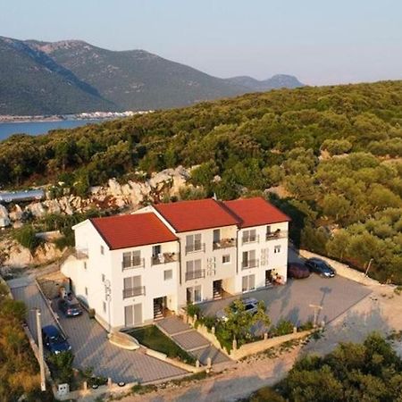 Secret Garden Appartement Neum Buitenkant foto