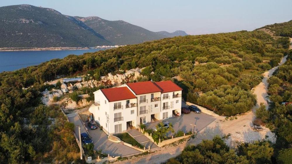 Secret Garden Appartement Neum Buitenkant foto